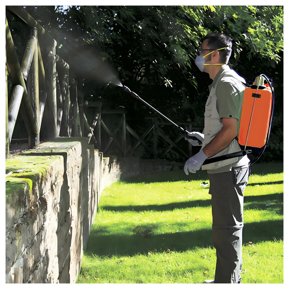 Hand Pressure Sprayer 22 Liters