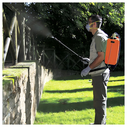 Hand Pressure Sprayer 22 Liters