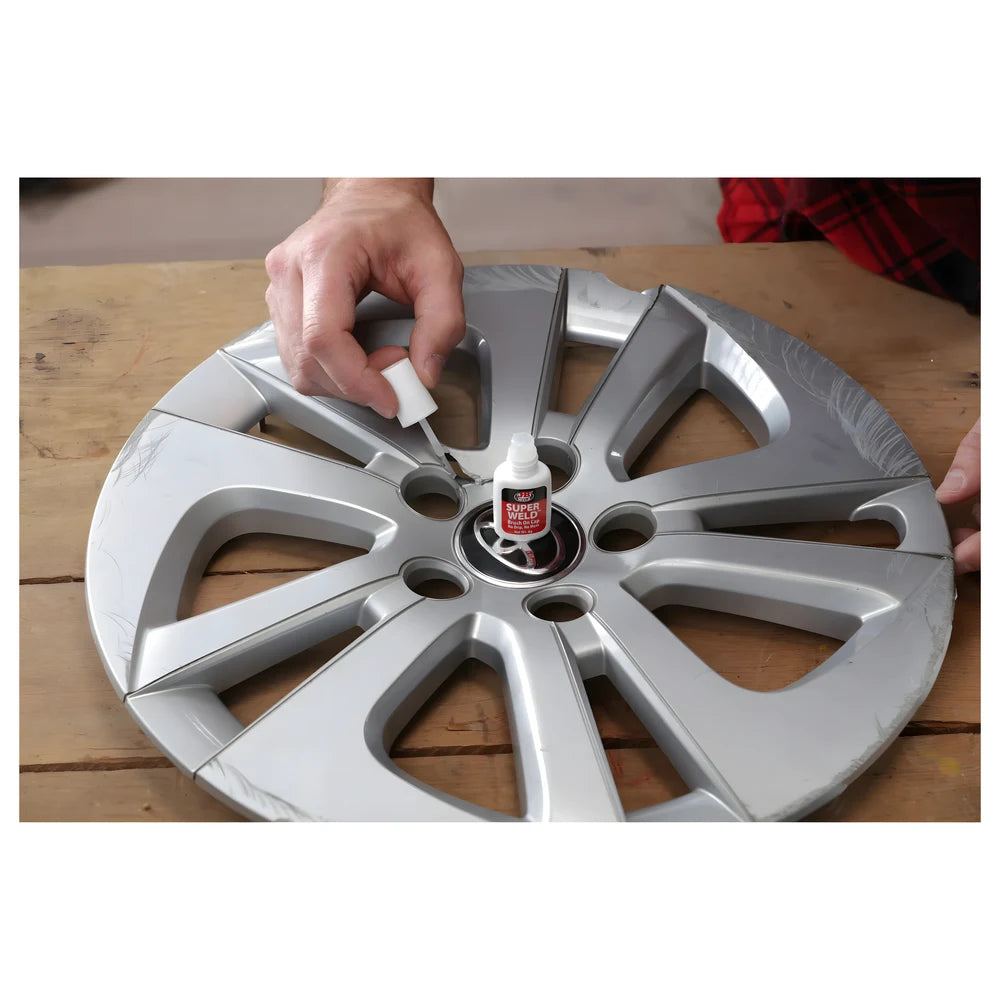 SuperWeld Brush-On Instant Adhesive 6g - J-B Weld
