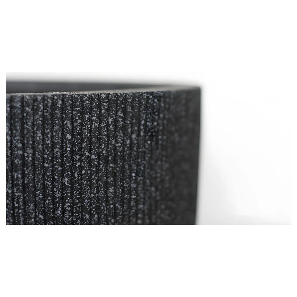 Nature Ridged Vase Black