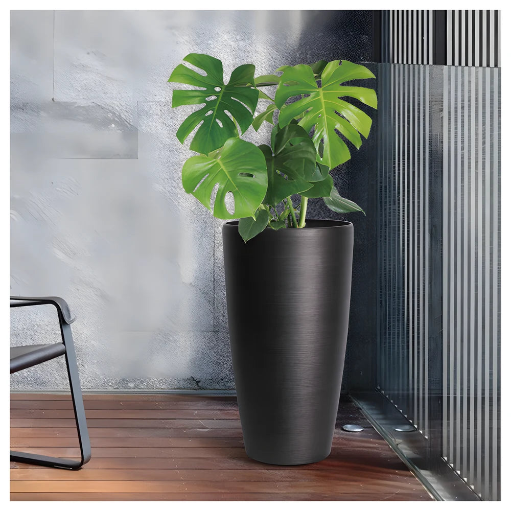 Contemporary Round Planter Obsidian Grey