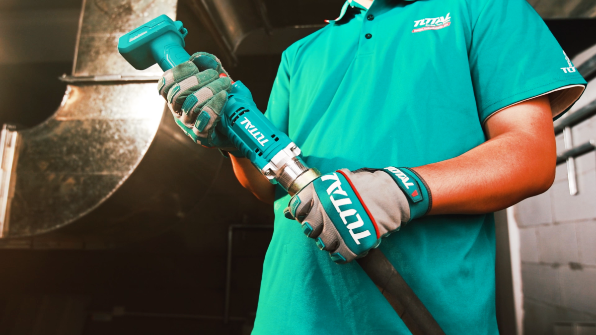 TOTAL Cordless Concrete Vibrator 20V – Portable Concrete Compaction Tool – Battery & Charger Sold Separately (TCVLI202301) TOTAL Cordless Concrete Vibrator 20V – Portable Concrete Compaction Tool – Battery & Charger Sold Separately (TCVLI202301)